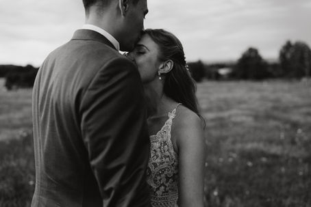 Warum eine Hochzeitsversicherung unverzichtbar ist – Ein Muss für jedes Brautpaar.