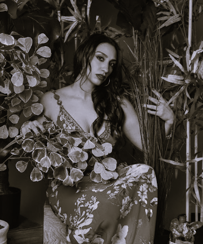 Daniela 'Bésame' - A Magnetic Charm In Song Form