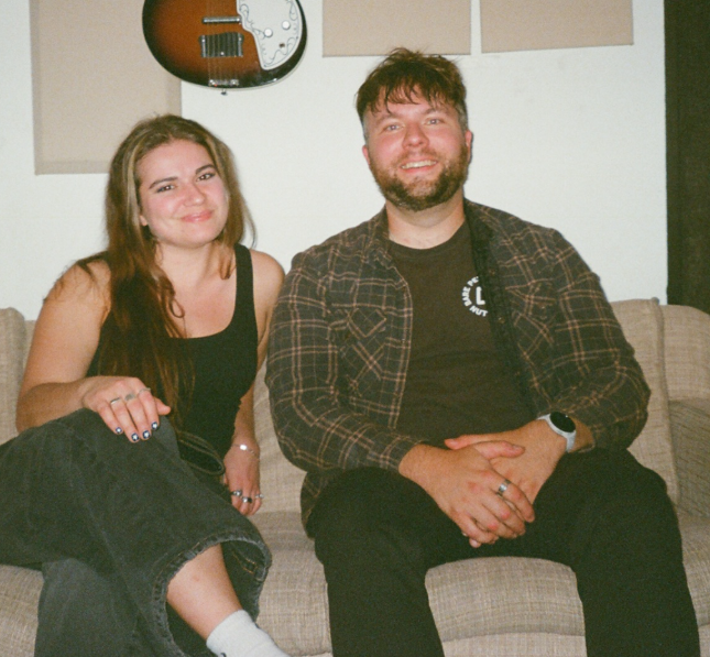 Sam Sample Shines In New Single '7' with Cam Harper