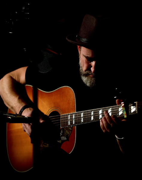 5 Reasons You Should Listen to ‘Underneath The Scar’ by Chris Arthur