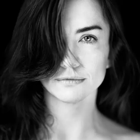 Unplugged Lounge Conversations with Liset Alea