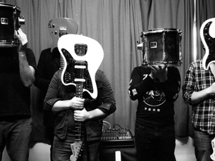 Bowden Returns With New Single ‘Undertow’