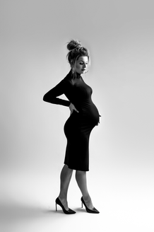 fotografia ciążowa sesja magda fujarczuk-17.png