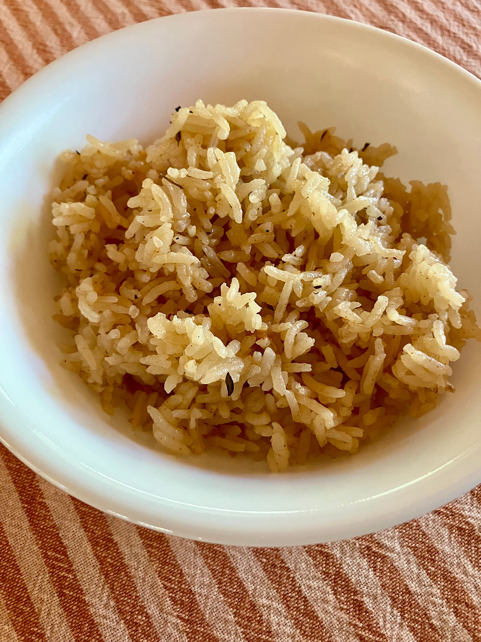 Seasoned rice on a dish