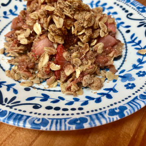 Warm Strawberry Crumble with Oat Topping