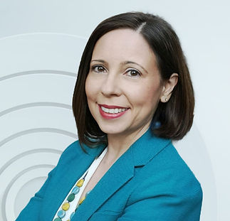 Lilian's professional picture november 2021_edited_edited.jpg