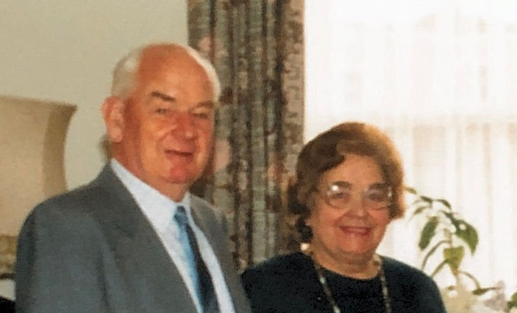Mr John R Hewlett