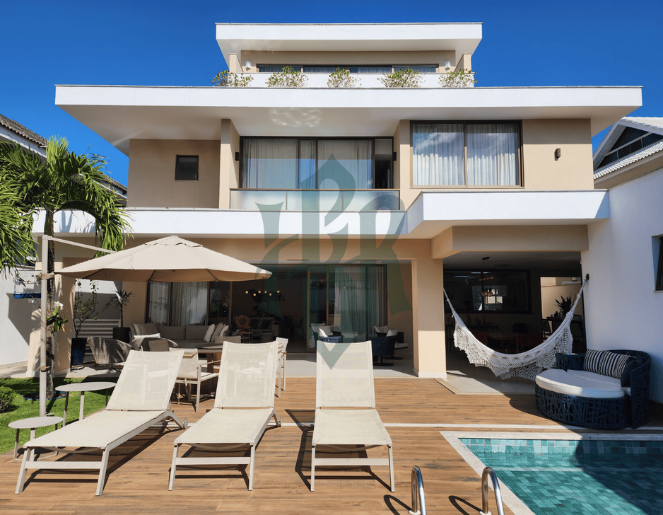 Fachada secundária em casa a venda no Del Lago, Barra da Tijuca.