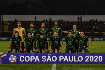 Portuguesa é surpreendida na estreia e tropeça na Copa SP