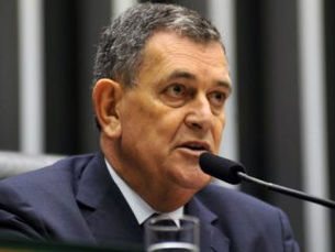 Nota de Falecimento – Arnaldo Faria de Sá