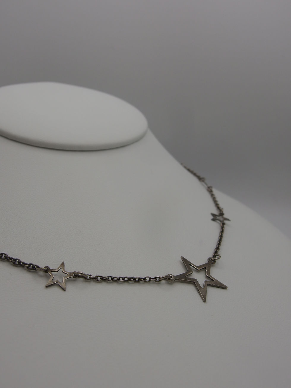 Thumbnail: Silver Tone Star Choker