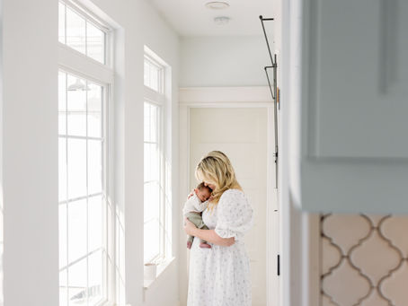 Kalamazoo Michigan Newborn Photographer in home session