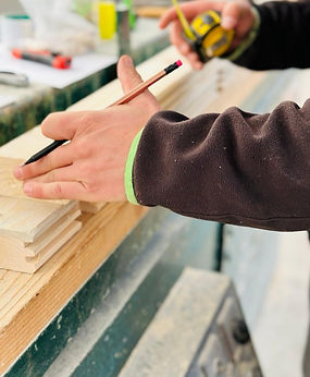Fabrication sur mesure des pièces d’un chalet en bois – Ena Legno