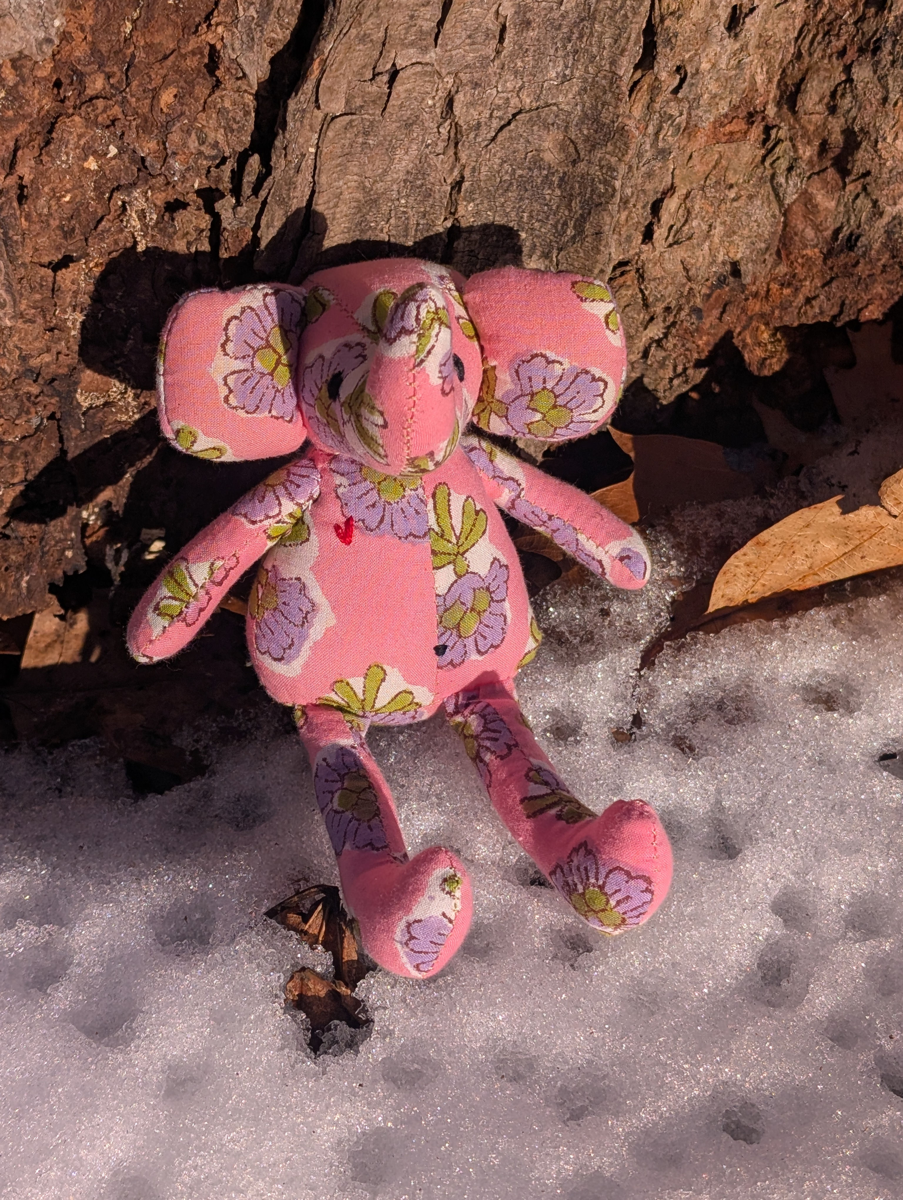 Small Elephant Pink with Violet Flowers