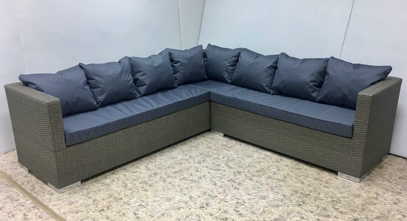 Диван угловой из искусственного ротанга