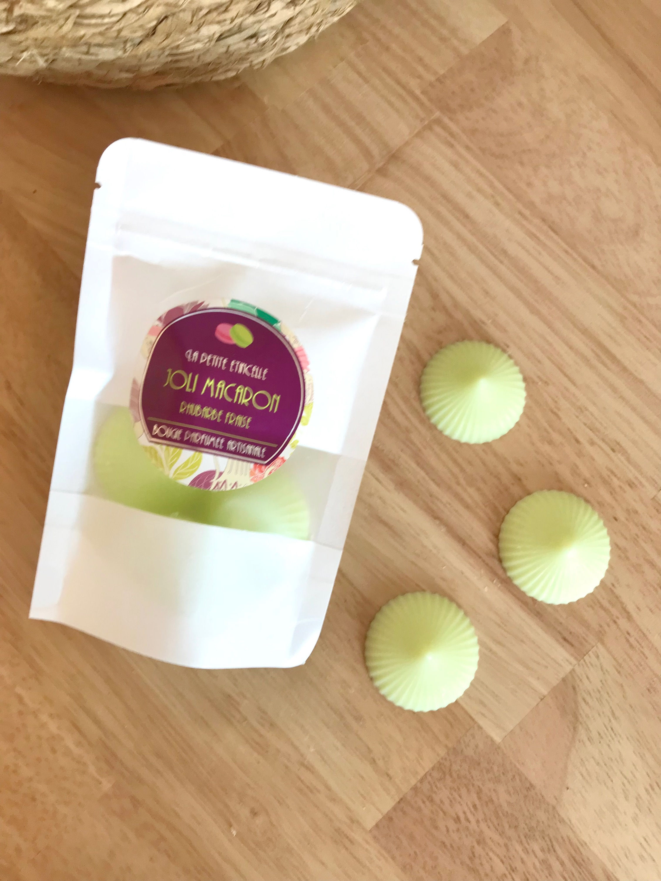 Fondants parfumés Rhubarbe fraise | Joli macaron