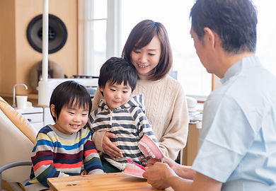 家族で診察を受ける