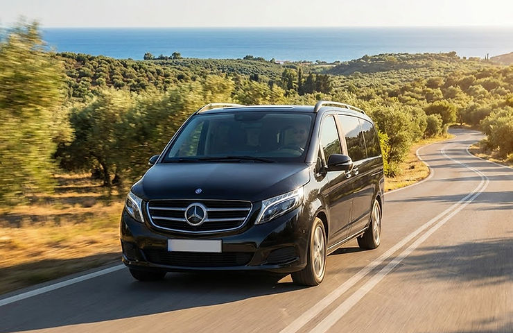 Mercedes-V-Class-Minivan-Driving To-Kalamata.jfif