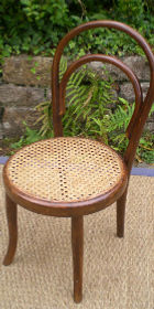 travail_d_artisan_rempailleur_et_caneur_