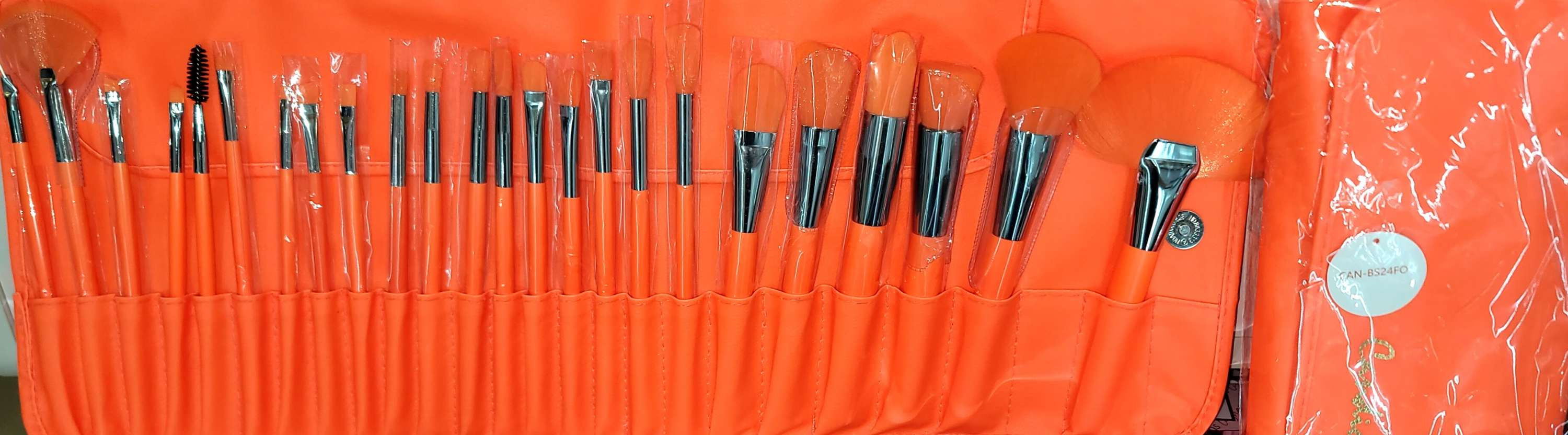 Neon orange Brush set