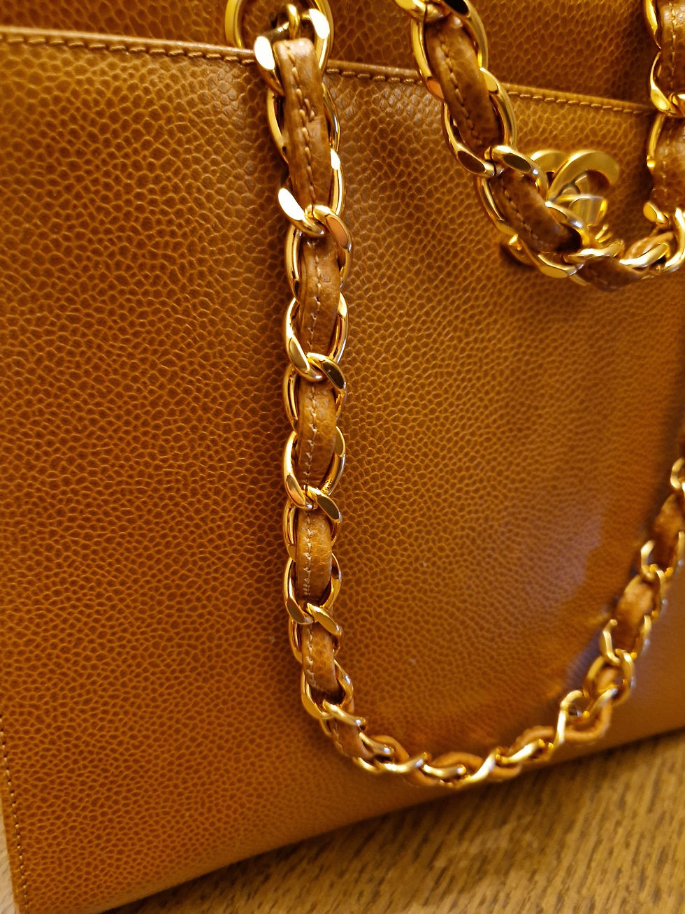 Thumbnail: Chanel cognac tas