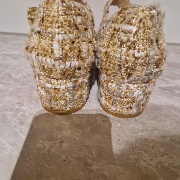 Thumbnail: Gianvito Rossi maryjanes