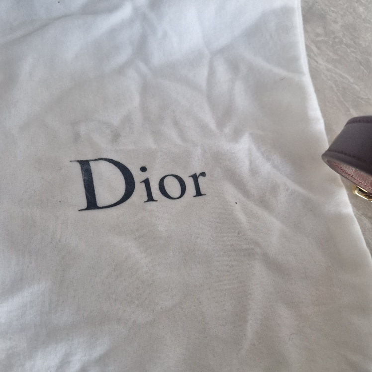 Thumbnail: Christian Dior Montaigne
