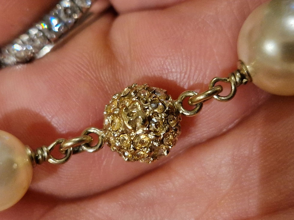 Thumbnail: Chanel armband parels