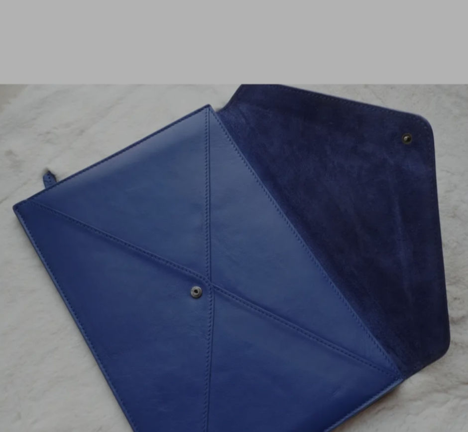 Thumbnail: Berluti clutch