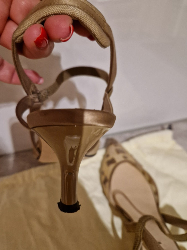 Thumbnail: Fendi slingback kitten heels 'Colibri' 37.5
