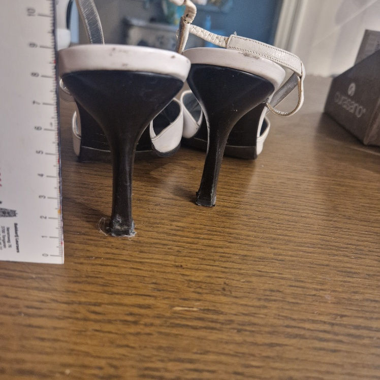 Thumbnail: Thierry Mugler slingback