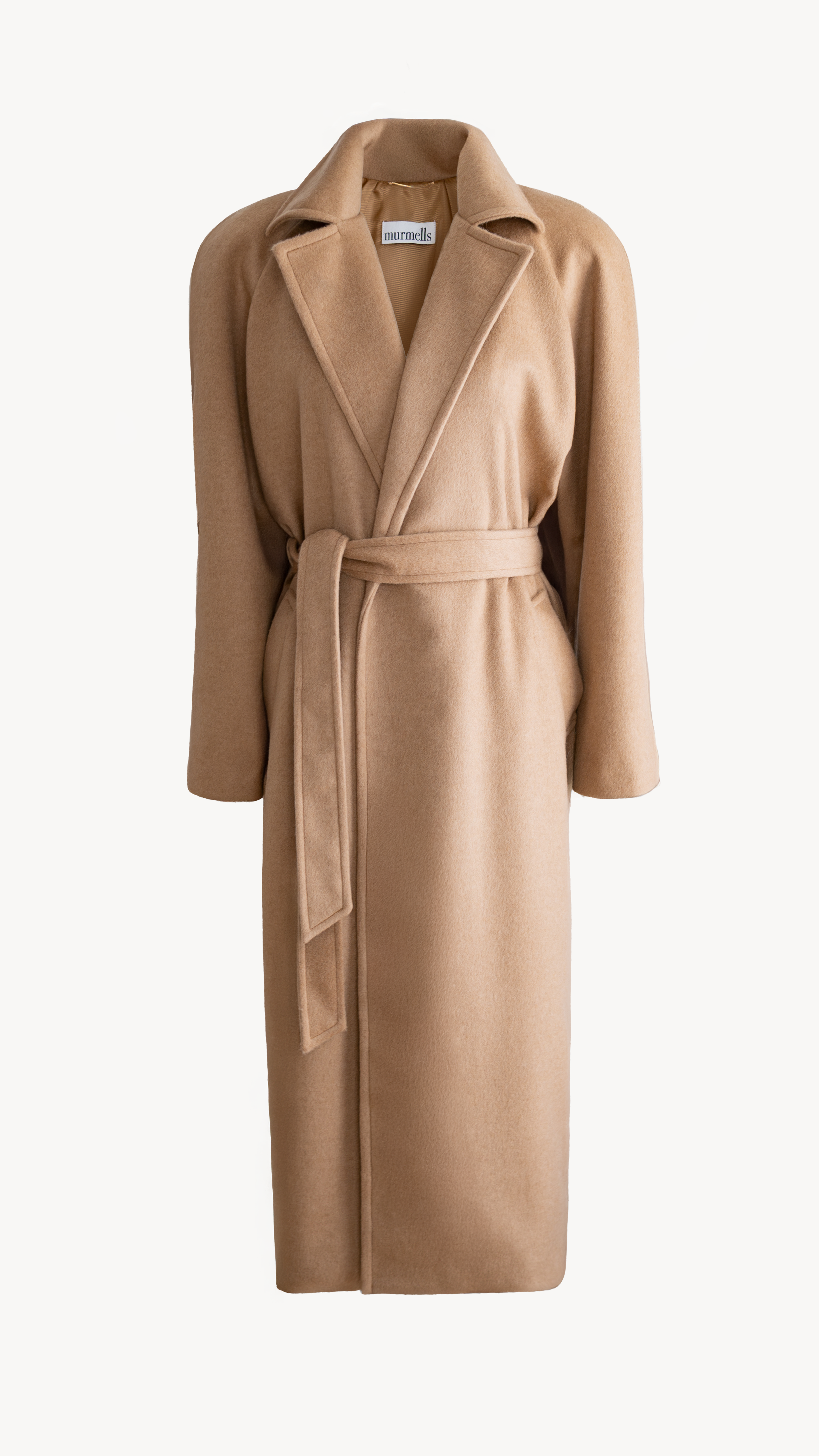 Prenda de abrigo premium de mujer en tono camel, hecha de 100% pelo de camello con cinturón ajustable