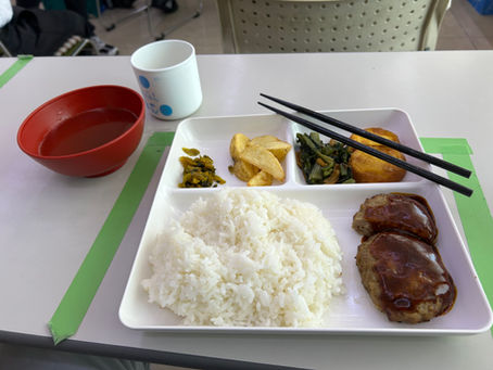ホップ・ステップ今日の昼食 2025年8月4日(月)