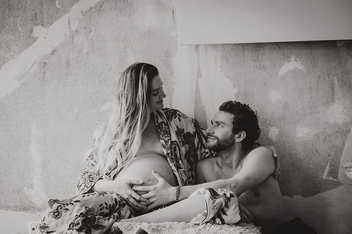 Expectant couple's tender maternity photoshoot
