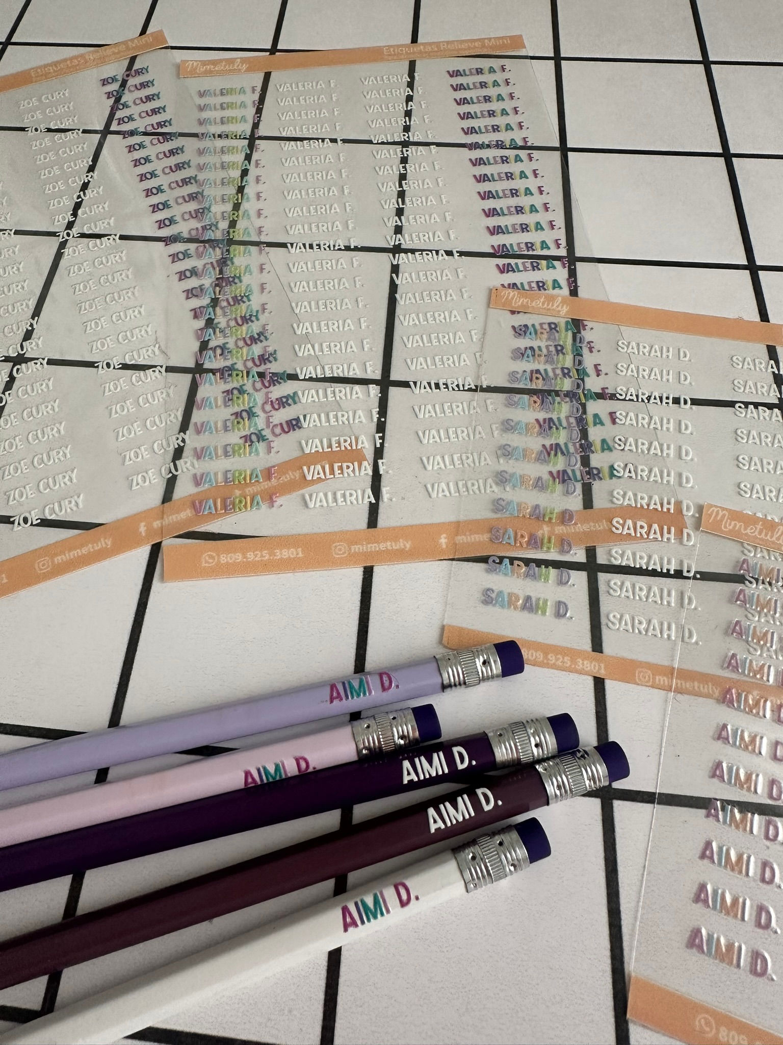 Sticker MINI en Relieve - para útiles