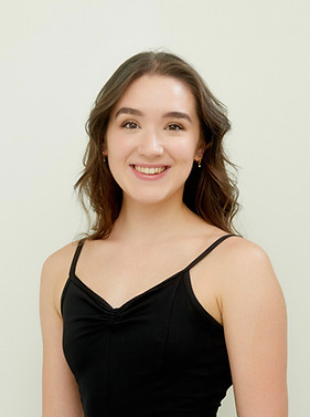 Adrianna Cote Headshot 1.jpg