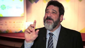 “Um líder corrige sem ofender e orienta sem humilhar”, afirma Cortella