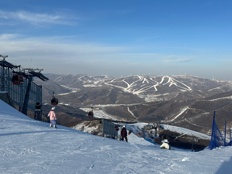 🎿 Unforgettable Skiing Adventure in Chongli Thaiwoo