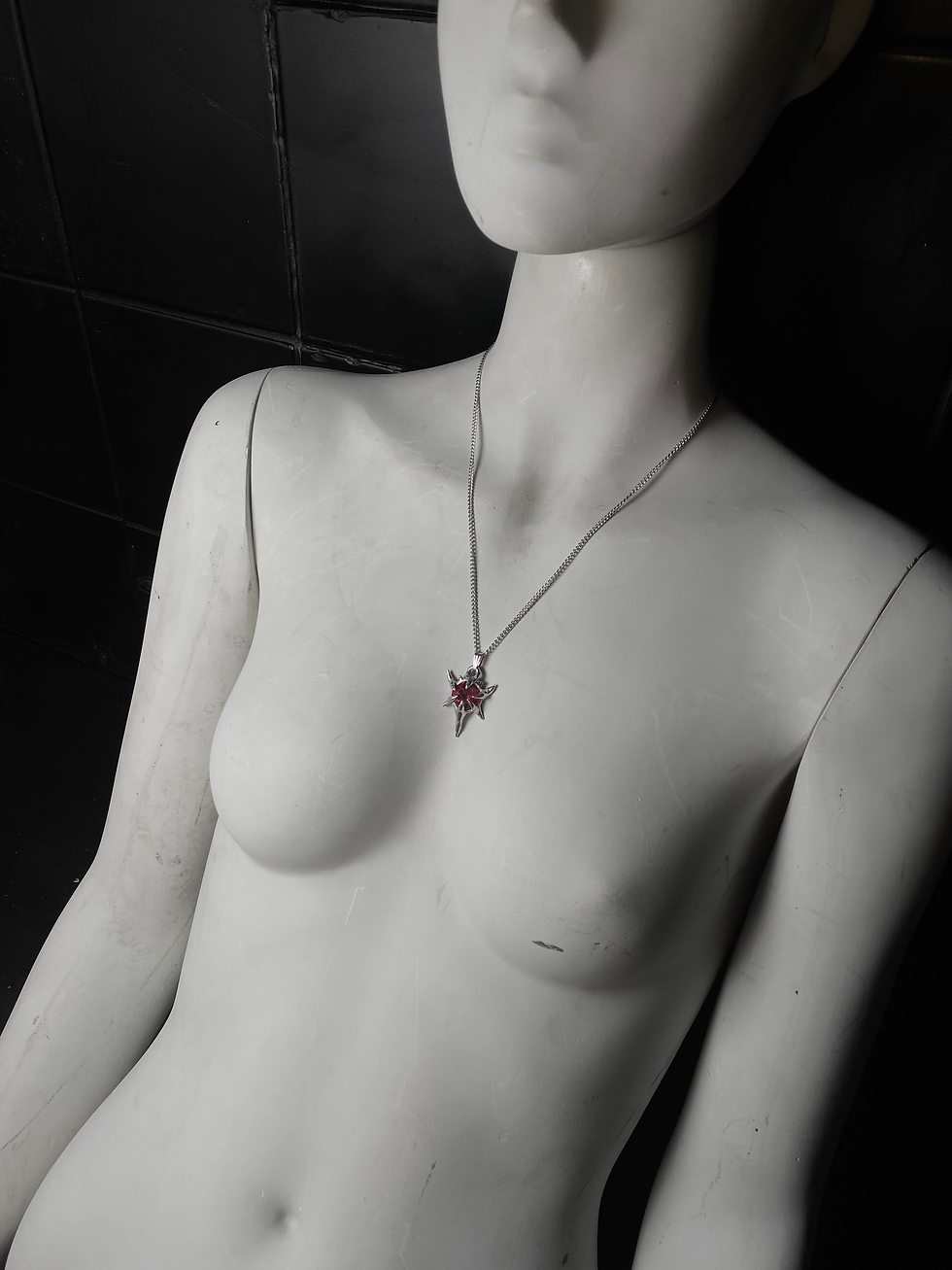 Thumbnail: Kalaron Necklace