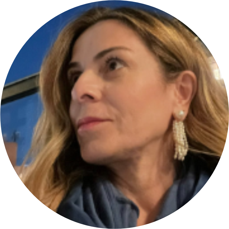 perfil carol emerenciano.png