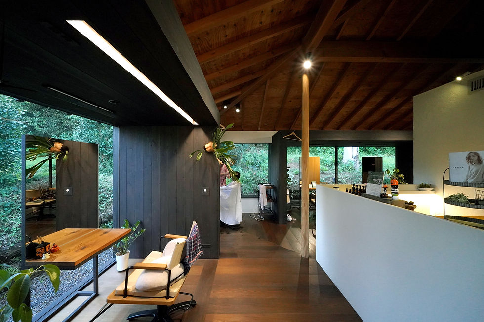 HENRY HAIR18／愛知県安城市の設計事務所、岩間建築設計事務所、新築、店舗設計、美容院、注文住宅（安城市、西尾市、岡崎市、刈谷市、碧南市、高浜市、蒲郡市、豊田市、知立市、豊