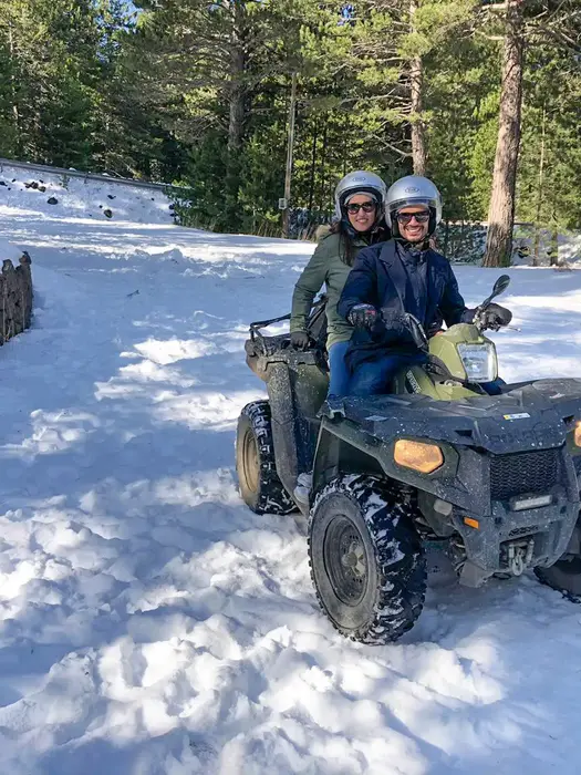 Tour in quad in inverno