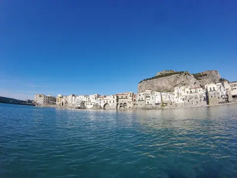 Scorci da cartolina su Cefalù