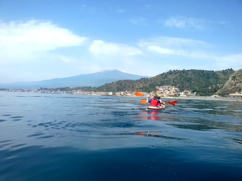 Escursioni in kayak Isola Bella Taormina