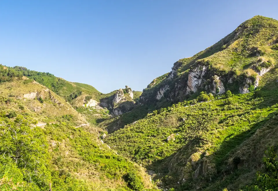 Nebrodi trekking alle Rocche del Crasto
