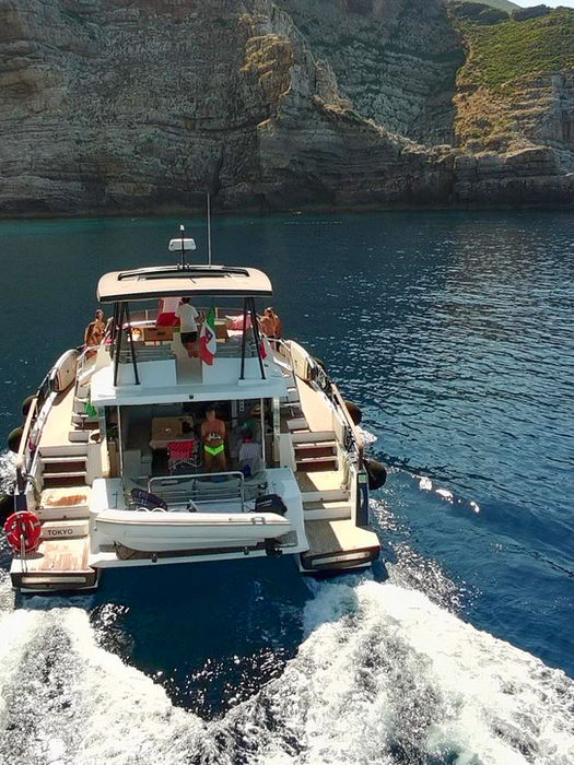 Visit Marettimo island with a boat tour