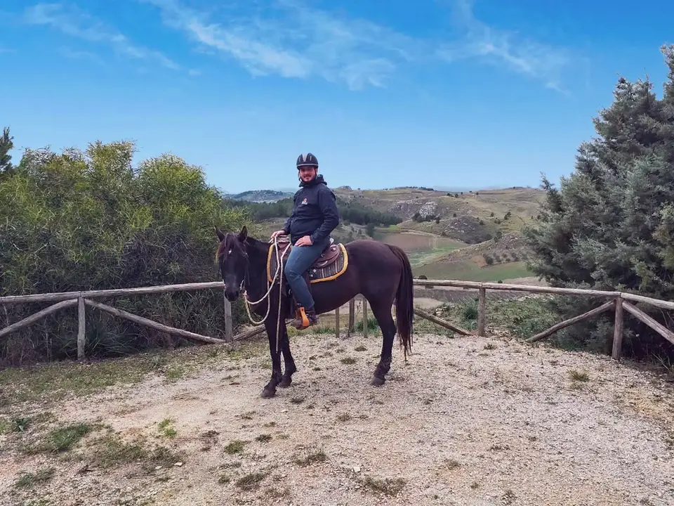 Escursione a Cavallo bosco Finestrelle