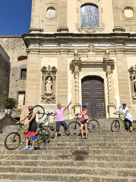 Alcantara bike tour
