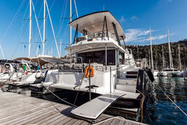 Tour Egadi da Trapani in Catamarano