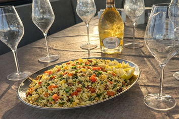 Escursione con pranzo a bordo, catamarano Egadi